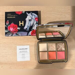 Hourglass Ambient Lighting Edit Unlocked Palette Holiday Horse Design NIB